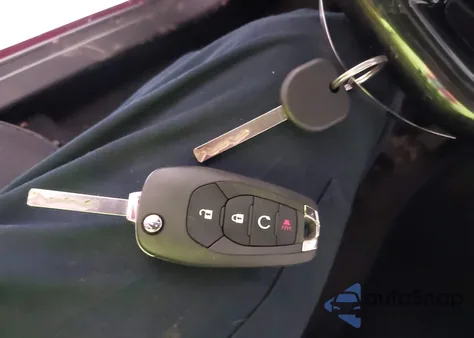 2024 Chevrolet Trax Fwd 1Rs z USA, uszkodzony, nr VIN KL77LGE25RC246298